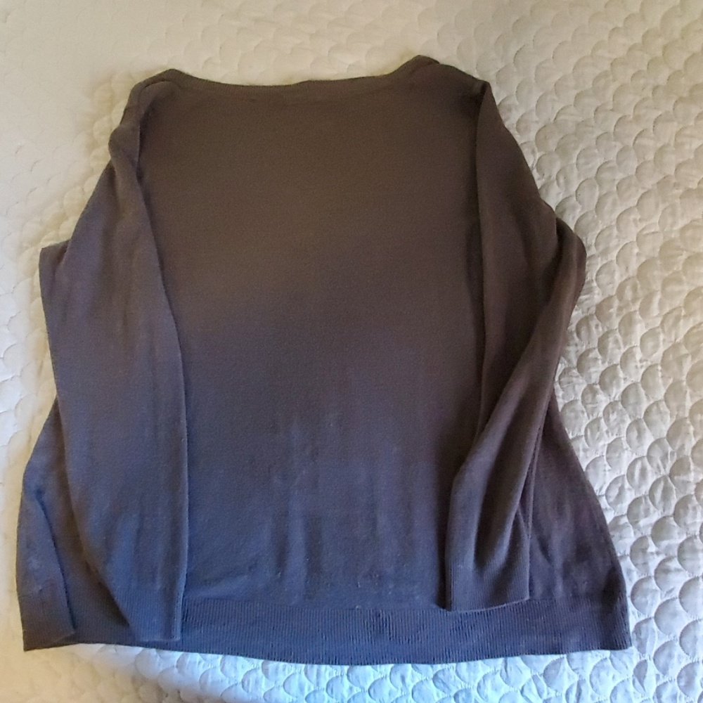 Sweater - Picture 4 of 4